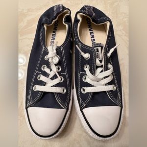 Converse Chuck Taylor Sneakers 7.5 NWOT